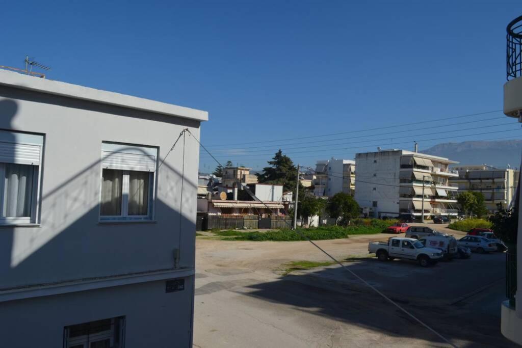 Paris House 2 Apartment Патра Екстериор снимка