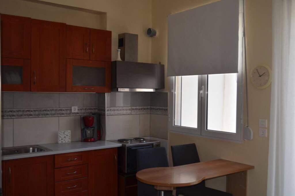 Paris House 2 Apartment Патра Екстериор снимка